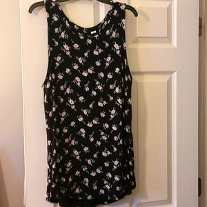 Black floral tunic top